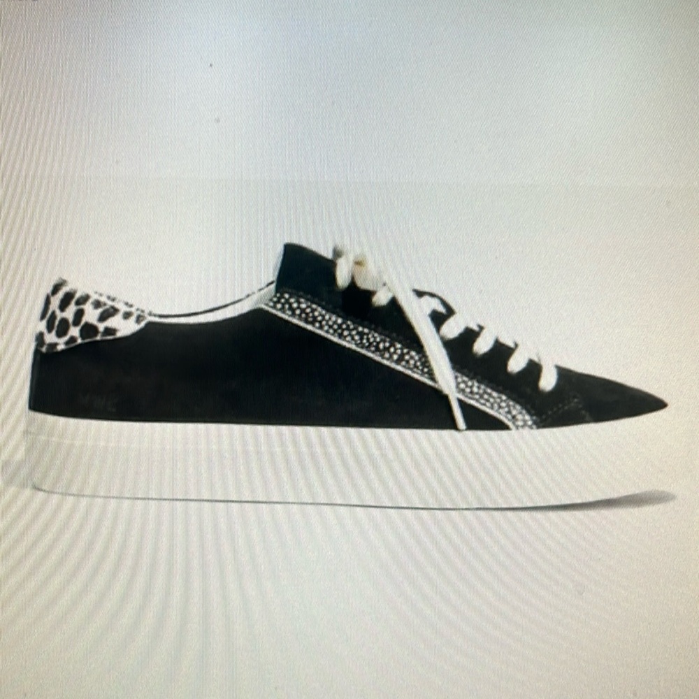 Madewell black low top sneaker animal print . NWOT. Women’s 10 medium .
